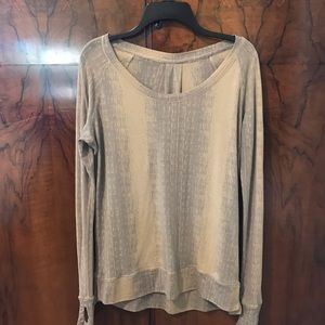 Lululemon long sleeve tee